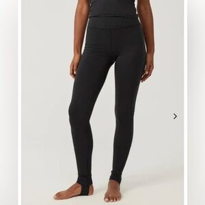 NWOT Outdoor Voices All Day Stirrup Leggings | Black | Small